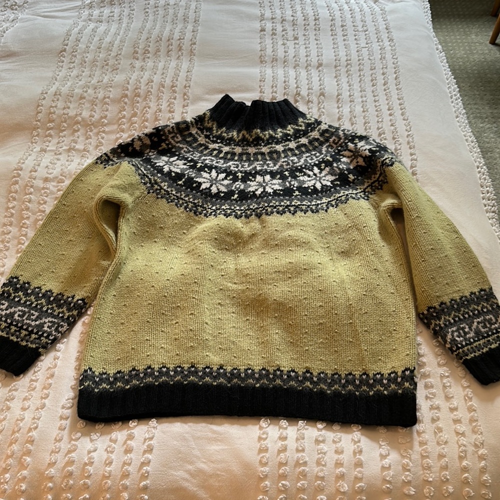 Lambswool Knit Sweater